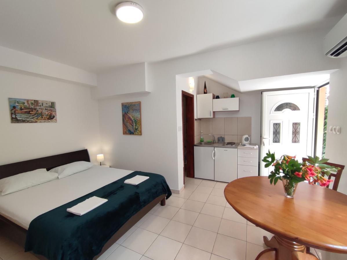 Studio Apartman Radimir Kotor Luaran gambar